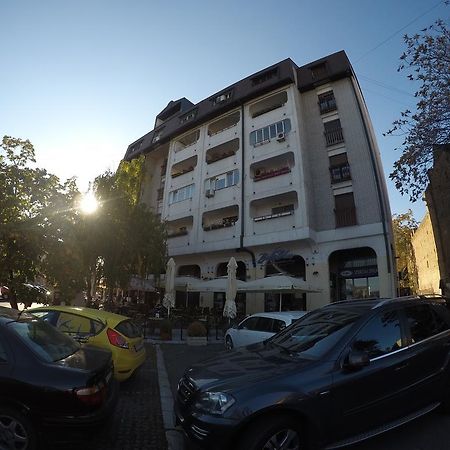 Violet Star Apartment Novi Sad Ngoại thất bức ảnh